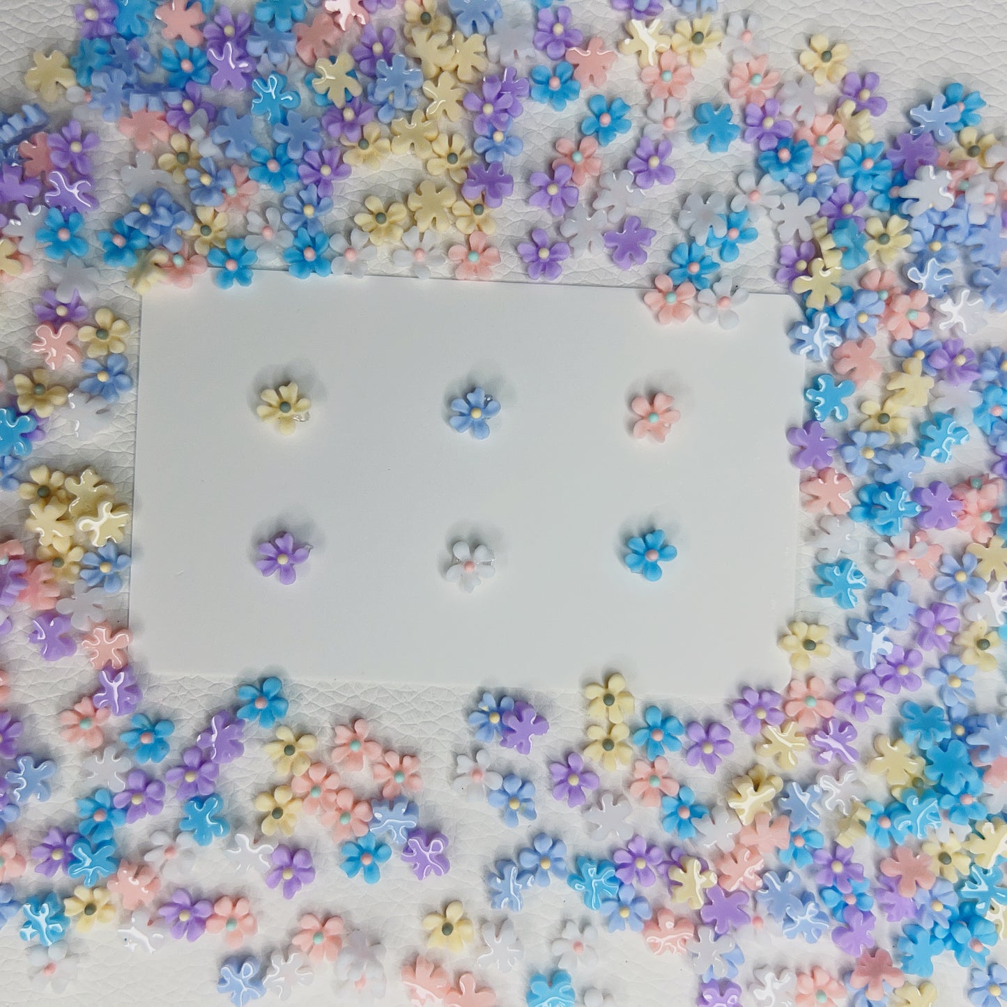 Luminous Garden -Daisy